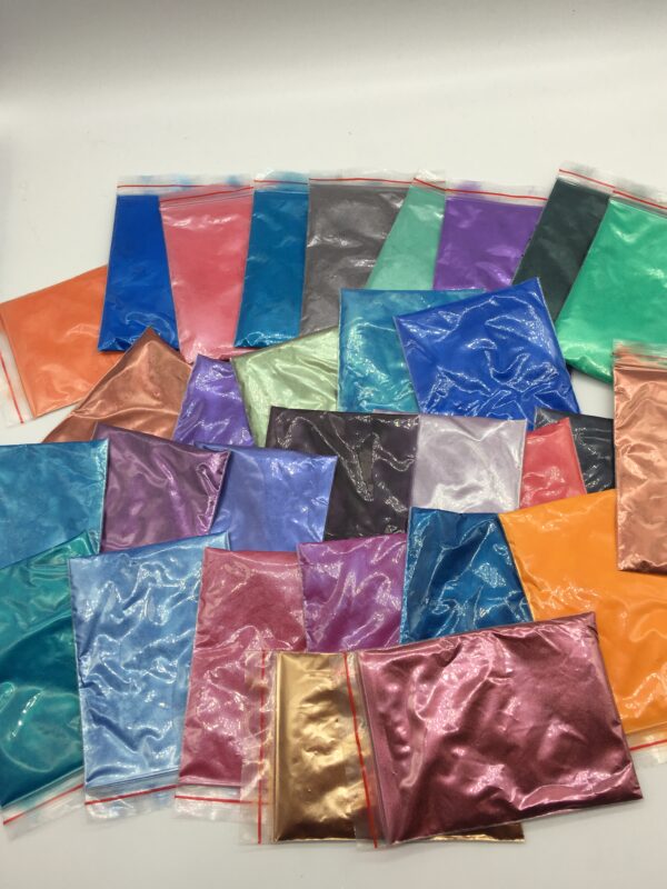Colorant poudre mica nacré pour fabrication de leurres souples